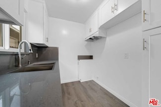 1712 N Hollywood Way Unit C, Burbank, CA 91505
