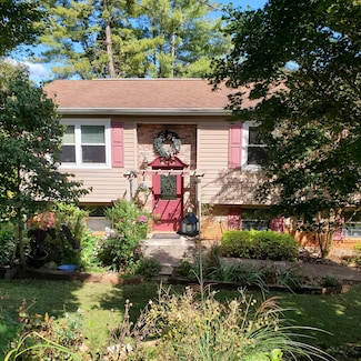 738 Bear Springs Rd, Morristown, TN 37814