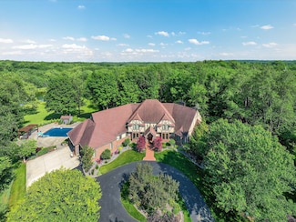 10185 N 650 E, New Carlisle, IN 46552