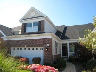 1055 Riviera Dr Unit 91, Elgin, IL 60124