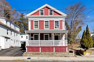 9 Brewer St, New London, CT 06320