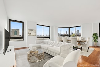 225 W 83rd St Unit 19O, New York, NY 10024