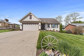 156 Edward St, Lower Burrell, PA 15068