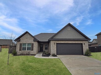 114 Holly Fern Dr, Harvest, AL 35749