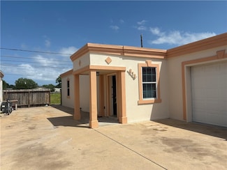 915 Flour Bluff Dr, Corpus Christi, TX 78418