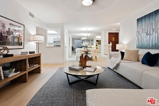 838 S Barrington Ave Unit 103, Los Angeles, CA 90049