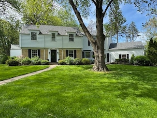 2007 Amherst Ct, Flossmoor, IL 60422