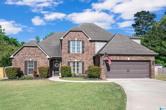 2031 English Oak Ln, Helena, AL 35080