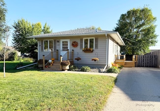 1219 8th Ave SW, Aberdeen, SD 57401