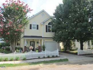 5040 Dawn Piper Dr, Raleigh, NC 27613