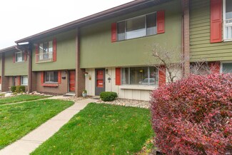 2500 Topsfield Rd Unit 212, South Bend, IN 46614