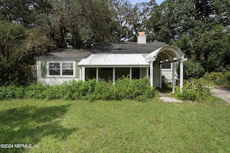 3702 Orlando Cir W, Jacksonville, FL 32207