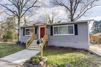 284 Barfield Ave SW, Atlanta, GA 30310