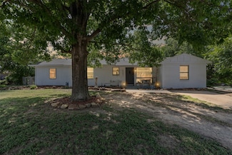 6301 Shadydell Dr, Fort Worth, TX 76135