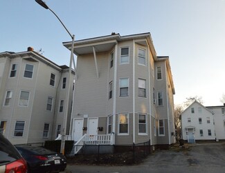 9 Townsend St, Worcester, MA 01609
