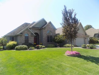 20230 Fall Creek Dr, Goshen, IN 46528