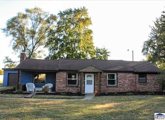 925 E Southport Dr, Terre Haute, IN 47802