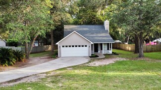 13 Lucerne Ave, Beaufort, SC 29907