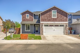 1078 Cathedral Way, Central Point, OR 97502