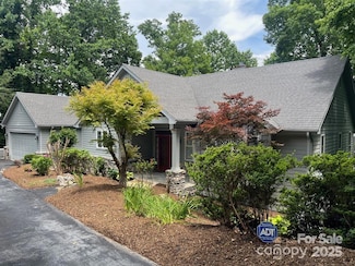 180 High Road Overlook, Hendersonville, NC 28739