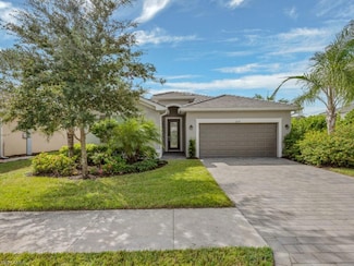 2214 Cara Way, Naples, FL 34120