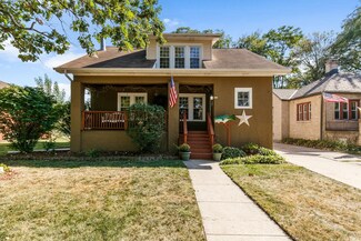 305 Olmsted Rd, Riverside, IL 60546