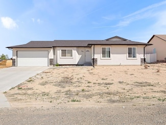 458 S Laporte Dr, Pueblo West, CO 81007