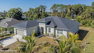951 Sareta St SE, Palm Bay, FL 32909