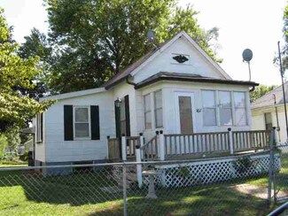 3617 Homestead Ave, Davenport, IA 52802