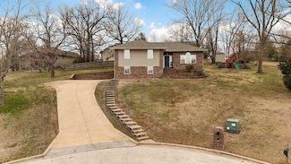 3066 E Ragan Ct, Springfield, MO 65804