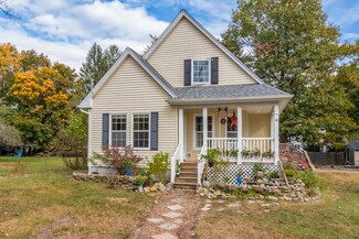 34 Highland Ave, Gorham, ME 04038