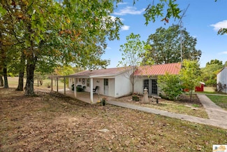 802 Sandstone Ridge Rd, Bonnieville, KY 42713