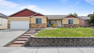 5706 Wrigley Dr, Pasco, WA 99301