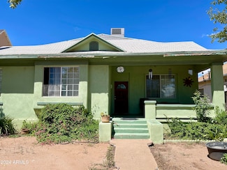 934 E 9th St, Douglas, AZ 85607