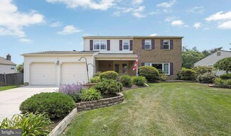 15 Crestview Dr, Cherry Hill, NJ 08003