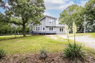 108 Cantrell St, Crocker, MO 65452