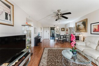 4330 Hillcrest Dr Unit 505, Hollywood, FL 33021
