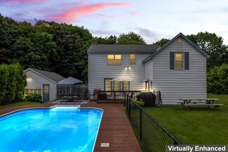 7 Nye Rd, Hallowell, ME 04347