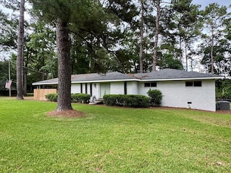 702 E Pinetree Blvd, Thomasville, GA 31792