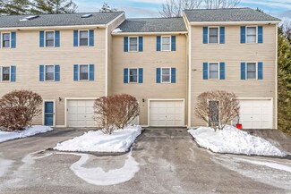 11 Fords Landing Dr, Dover, NH 03820