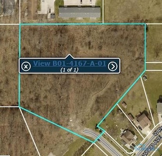 1004 Ponderosa Pine Dr, Defiance, OH 43512