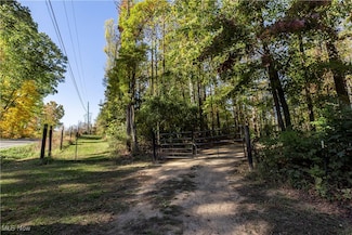 0 Orchard View Dr SE Unit 5078831, East Canton, OH 44730