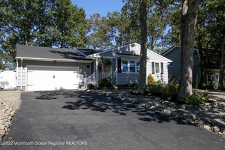 1034 Cutlass Ave, Manahawkin, NJ 08050