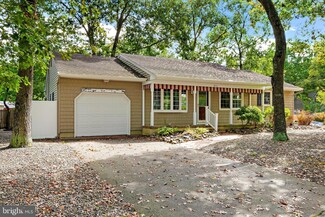 251 Raft Ave, Manahawkin, NJ 08050