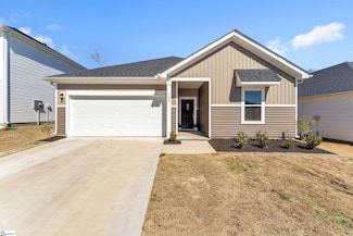 169 Vickery Rd, Woodruff, SC 29388