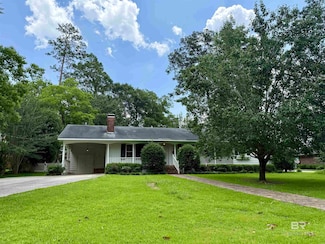 1412 Poplar Ave, Brewton, AL 36426