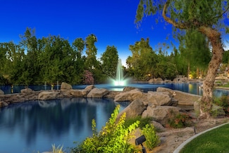204 Green Mountain Dr, Palm Desert, CA 92211