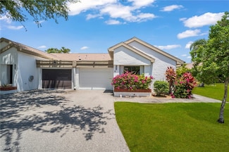 1828 Pine Glade Cir, Fort Myers, FL 33907