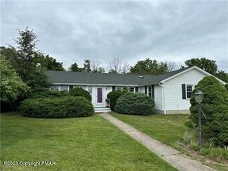 400 Bruce St, Mount Bethel, PA 18343