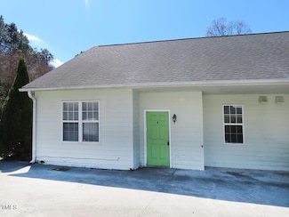 702 Sykes St Unit A, Chapel Hill, NC 27516